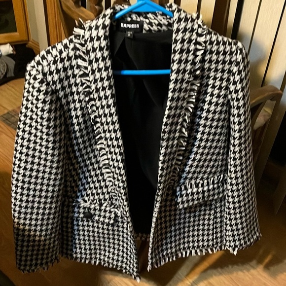 Express Medium Blazer Black White Lined Blazer Open Style Excellent like new - Picture 1 of 11